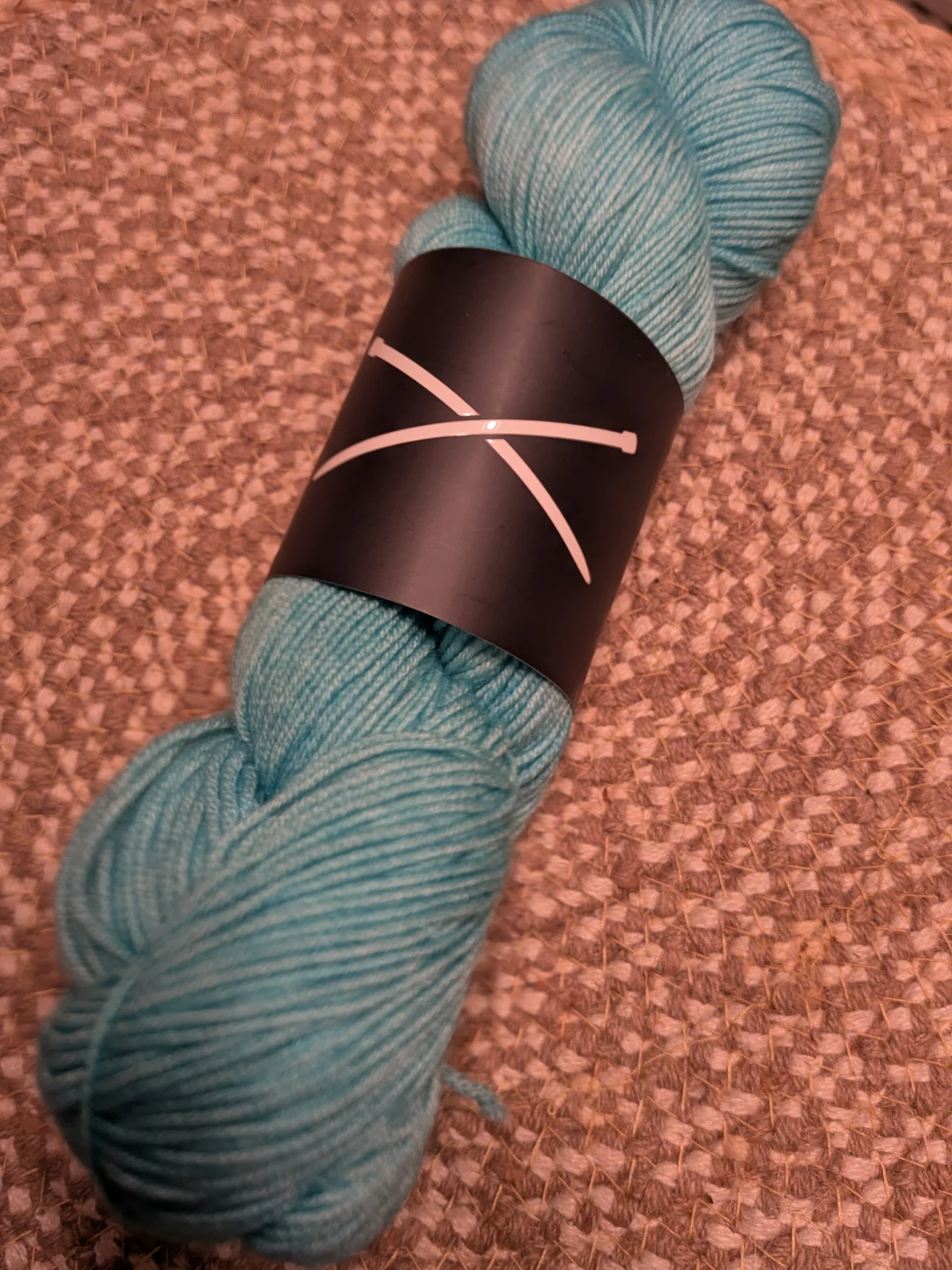 Light Blue Knitting Yarn Skein Tiffany Blue Merino - photo 4