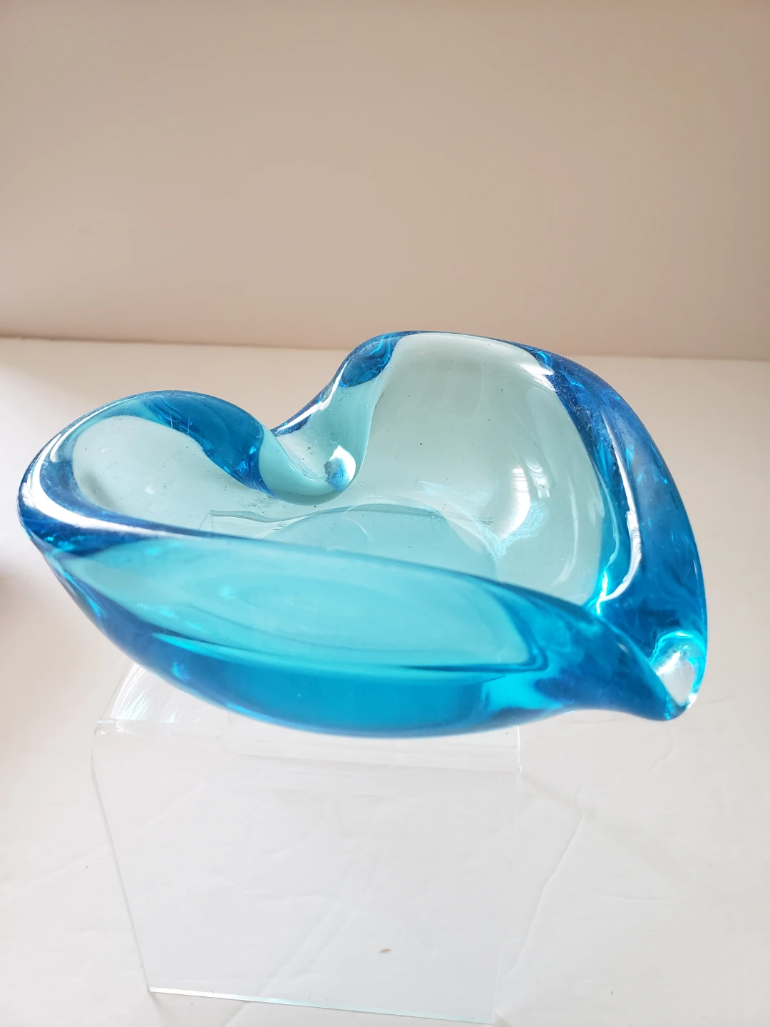 Vintage Blue Heart-Shaped Glass Dish - photo 2