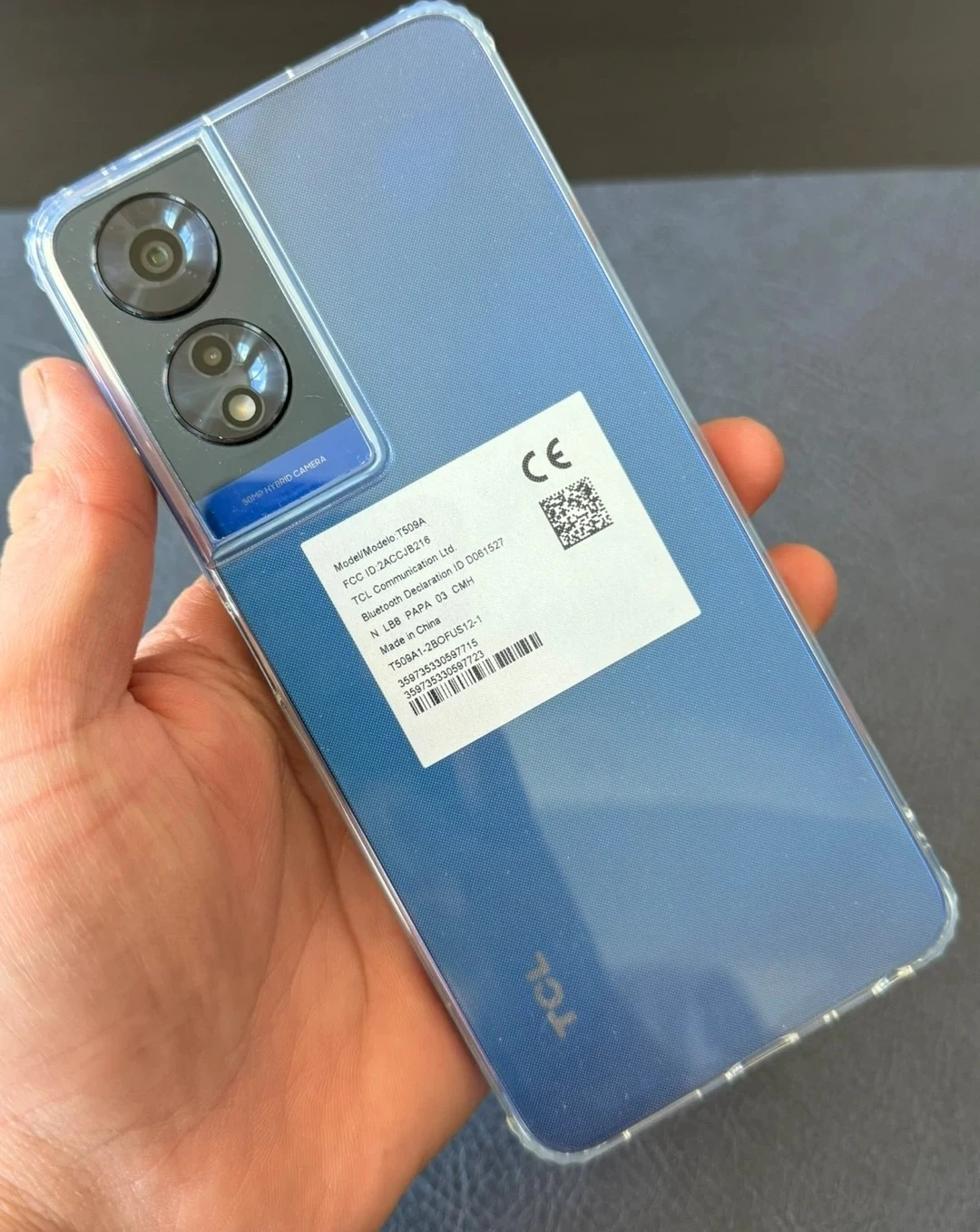 TCL 505s Smartphone with pink wallet case - photo 3