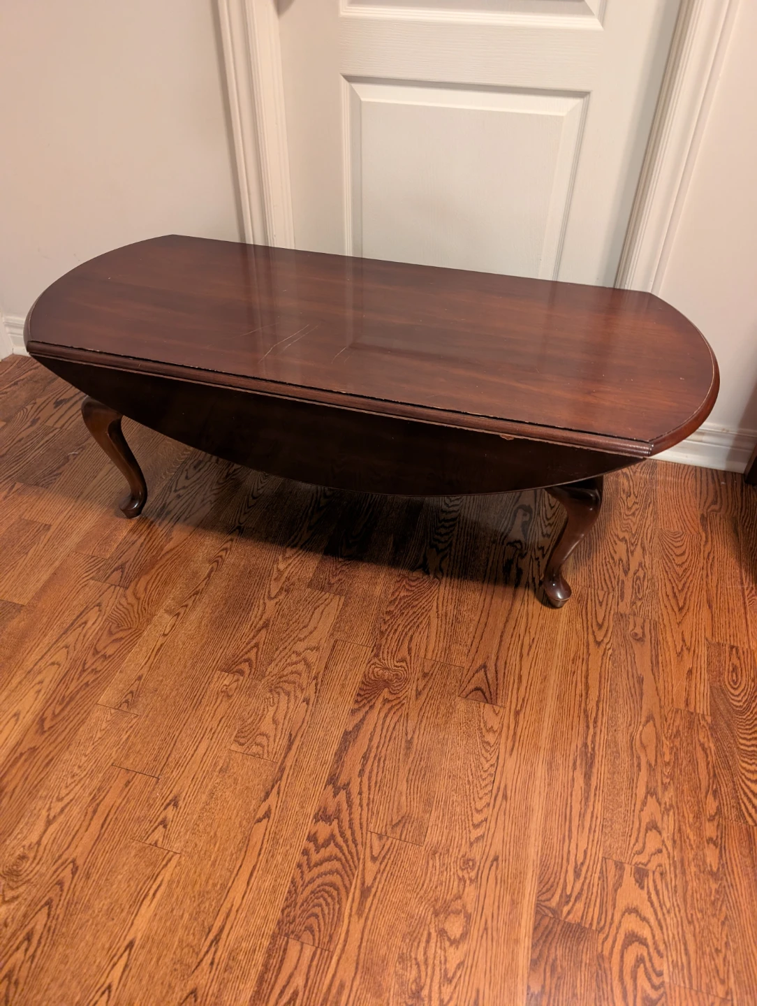 Vintage Oval Wooden Coffee Table - photo 4