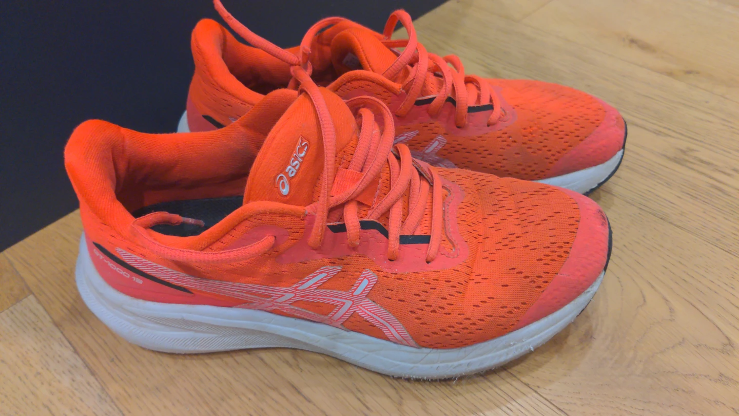 Asics GT-1000 12 Running Shoes, size 6.5