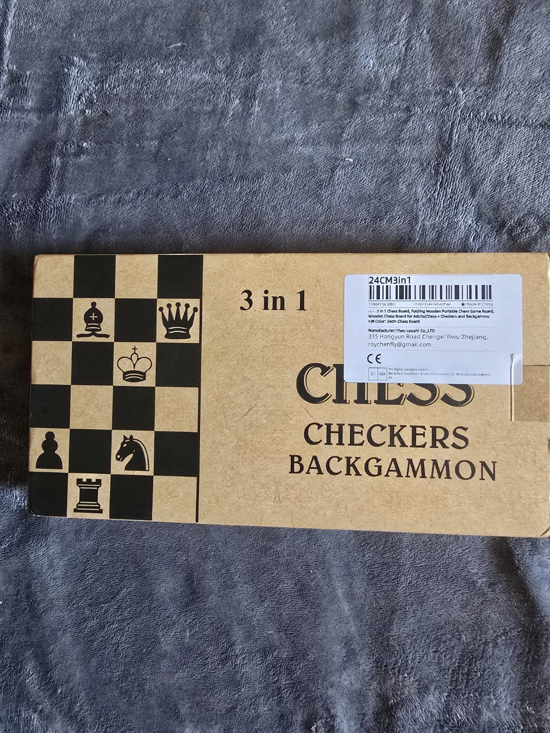 3-in-1 Wooden Chess, Checkers, and Backgammon Set - photo 3