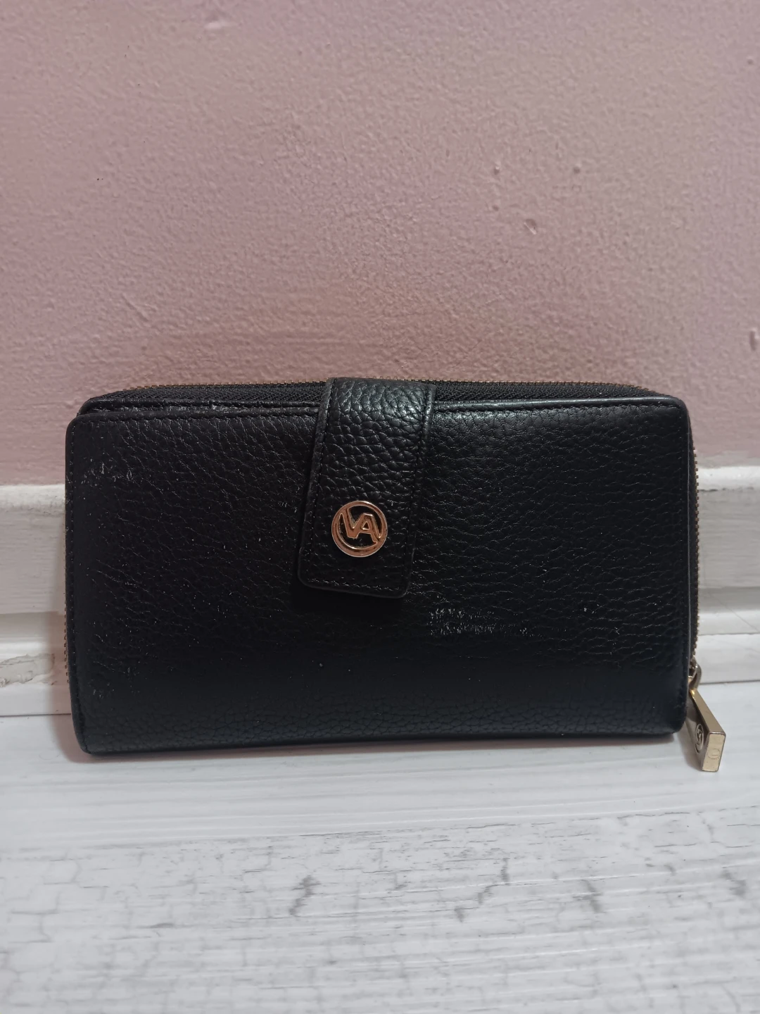 Valentina Black Bi-fold Wallet