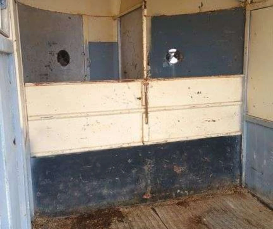 1983 WW 6x10 Galvanized Horse Trailer - photo 5