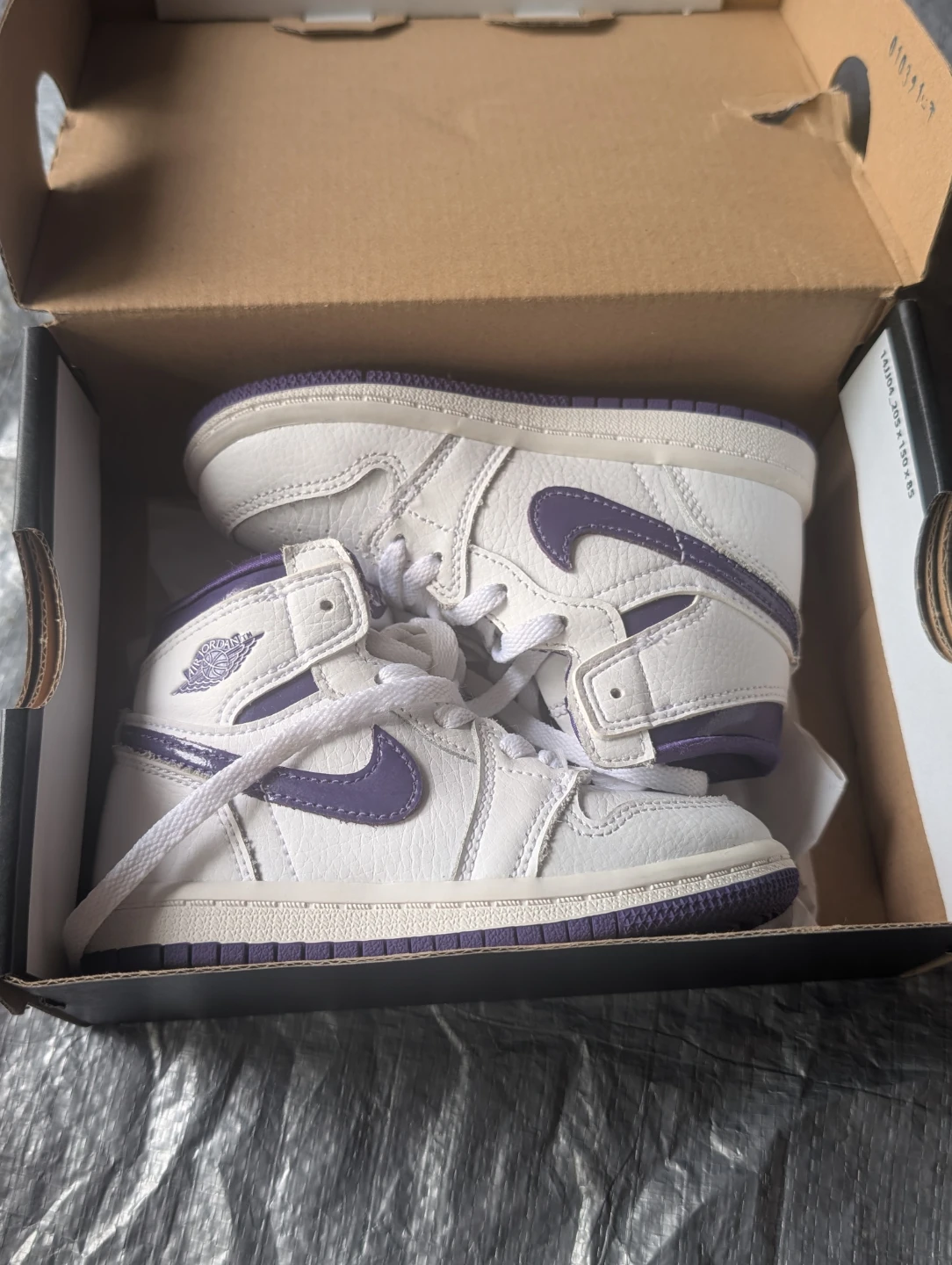 Nike Air Jordan 1 Toddler Shoes - 8C - photo 4