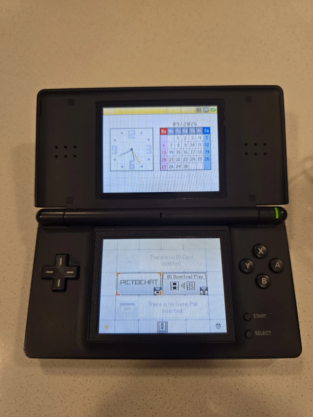 Nintendo DS Lite - photo 2