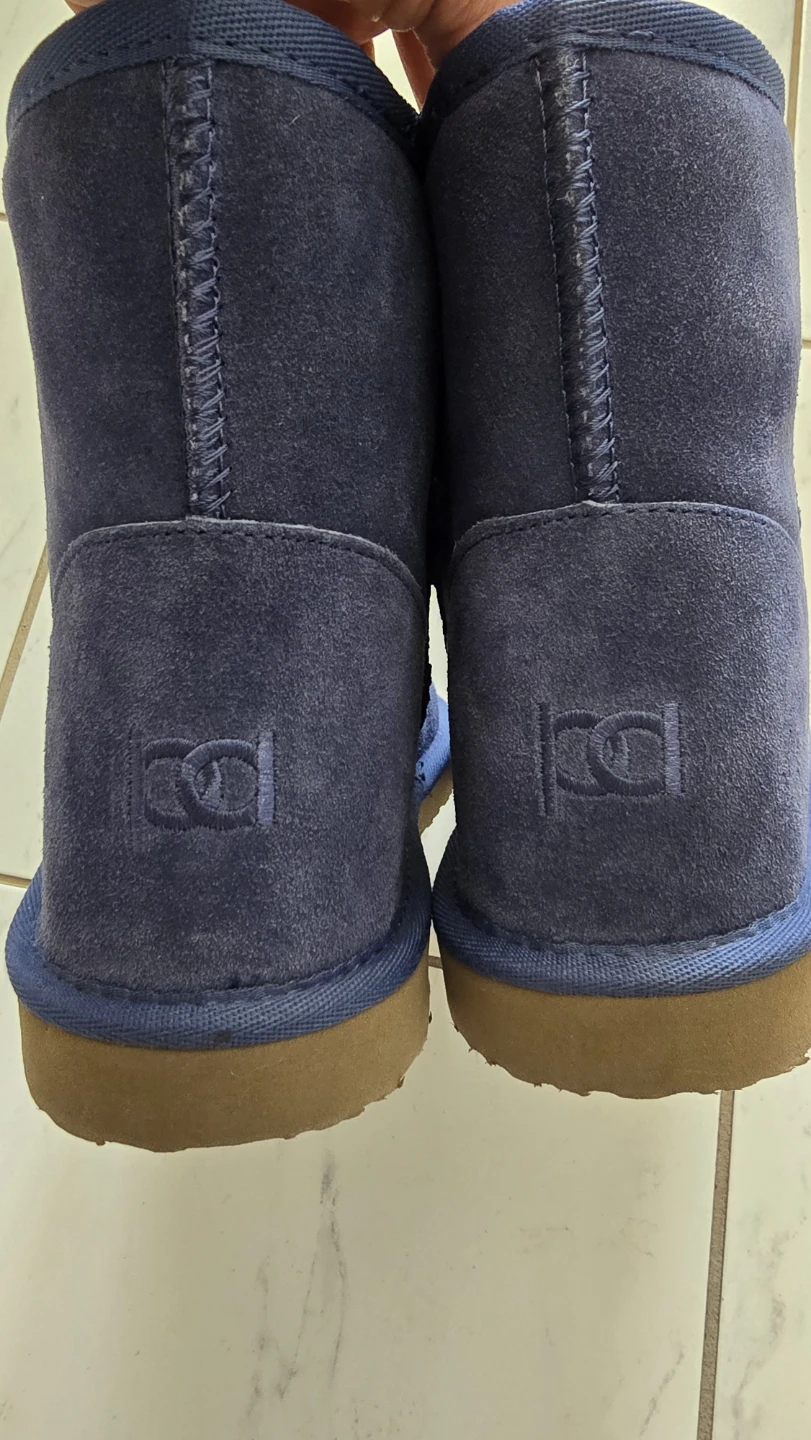 Blue Suede Sheepskin Boots Size 9 - photo 3