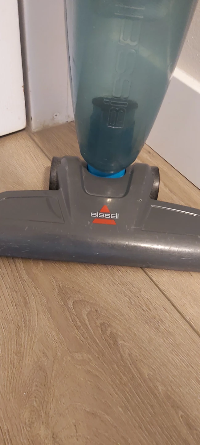 Bissell Stick Vacuum - photo 4