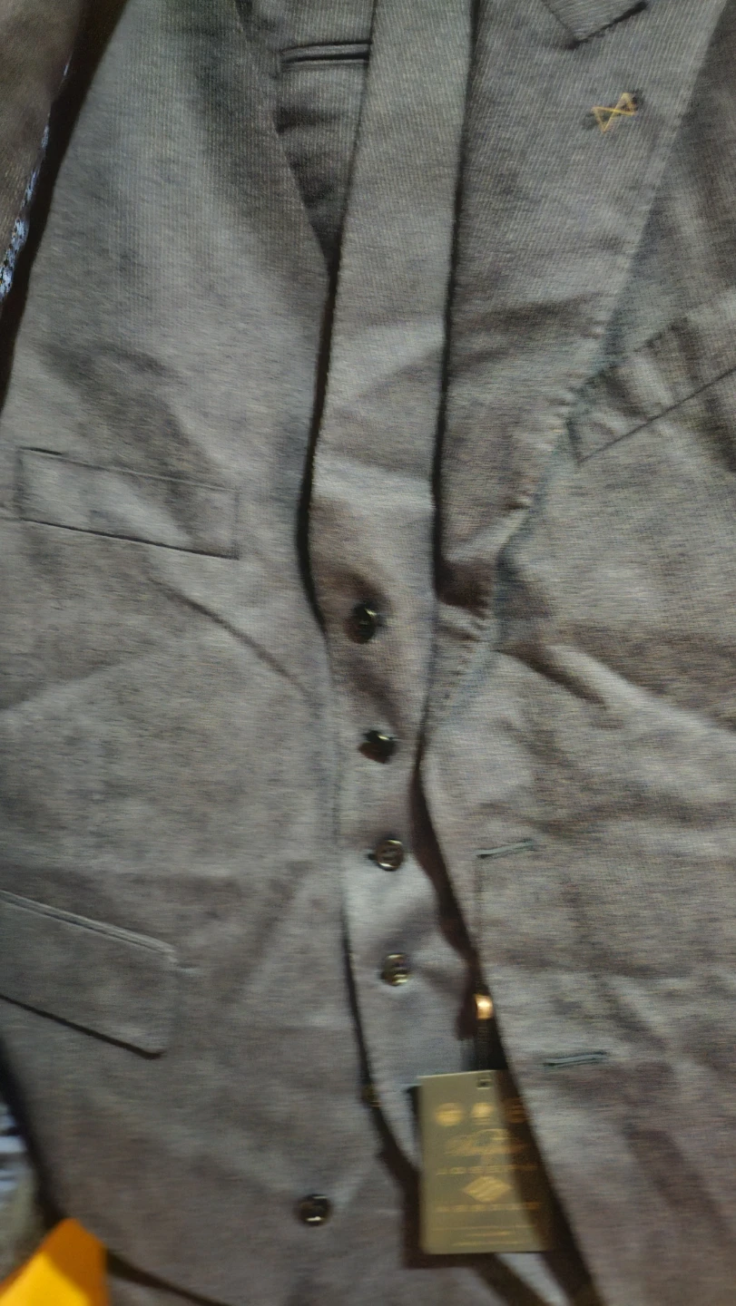 Joseph Abboud Bespoke Suit - photo 3