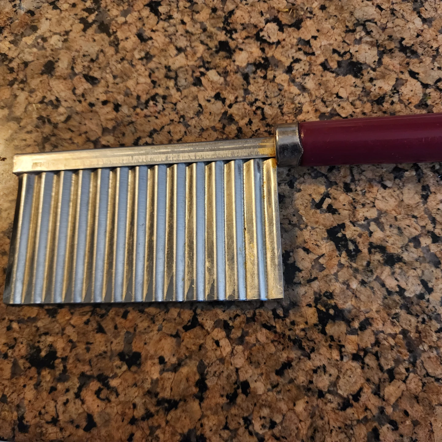 Crinkle Cutter Vegetable Slicer