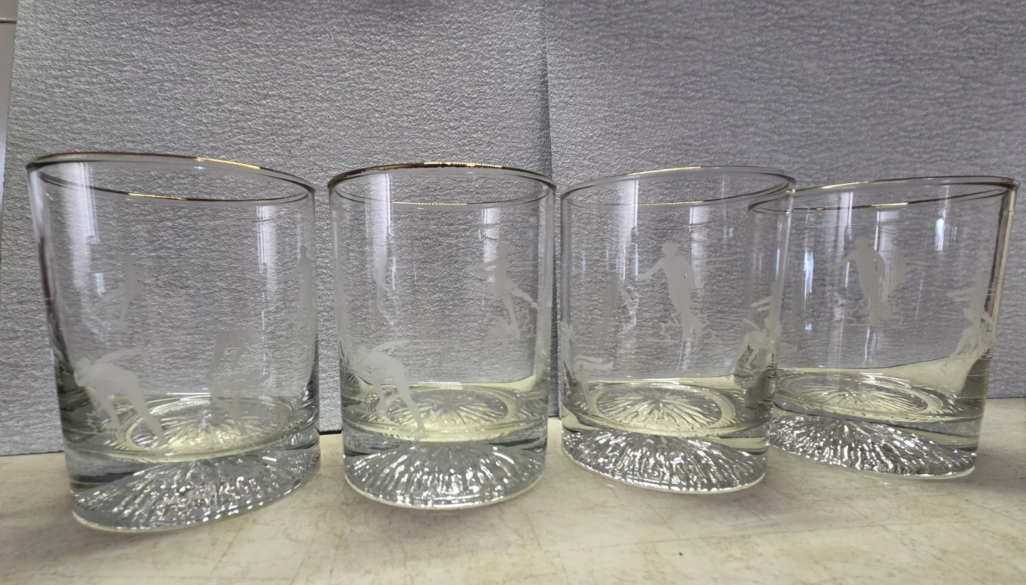Set of 4 1988  Olympic gold rimmed  glasses - photo 4