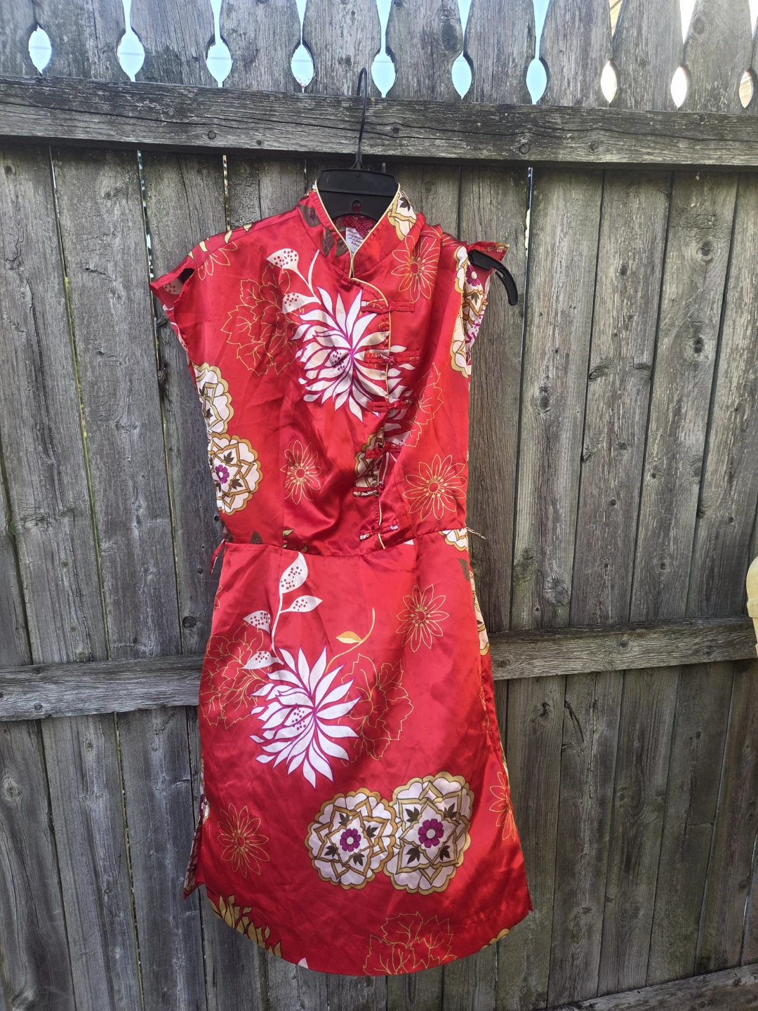 Forever 21 Floral Mandarin Collar Dress