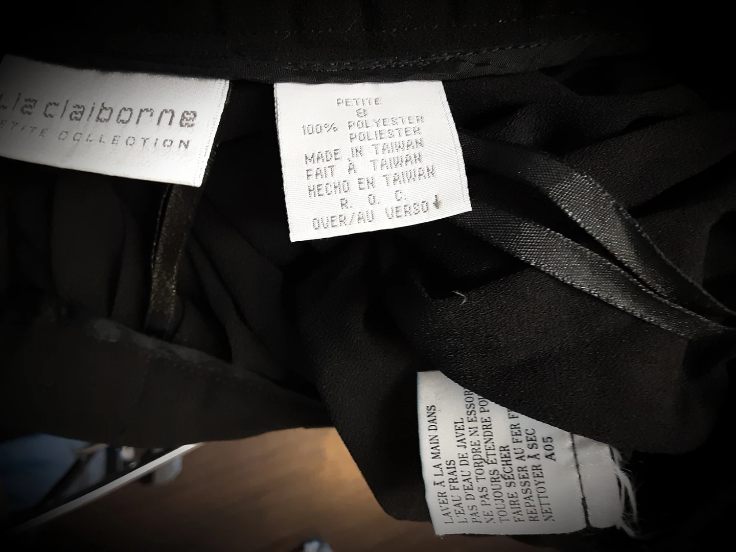 Liz Claiborne Petite Black Skirt - photo 2