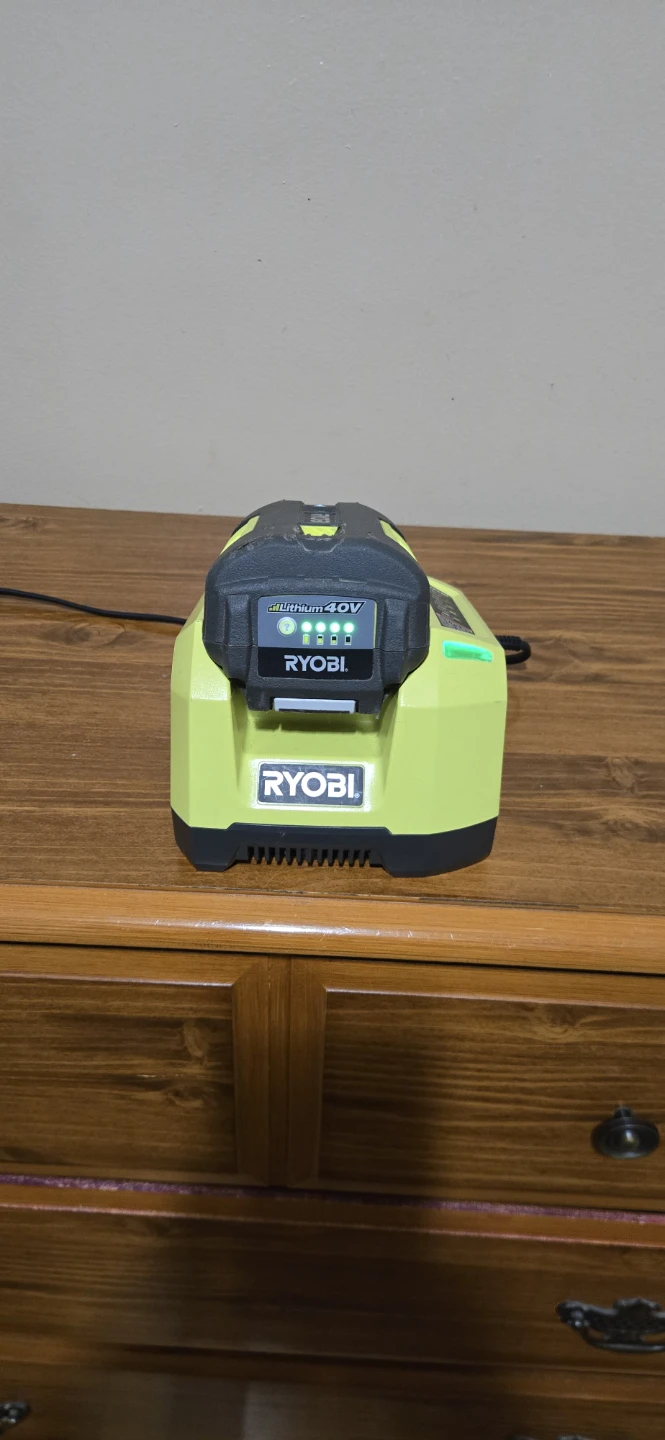 Ryobi 40v 4.0Ah Lithium-ion Battery And Rapid Charger