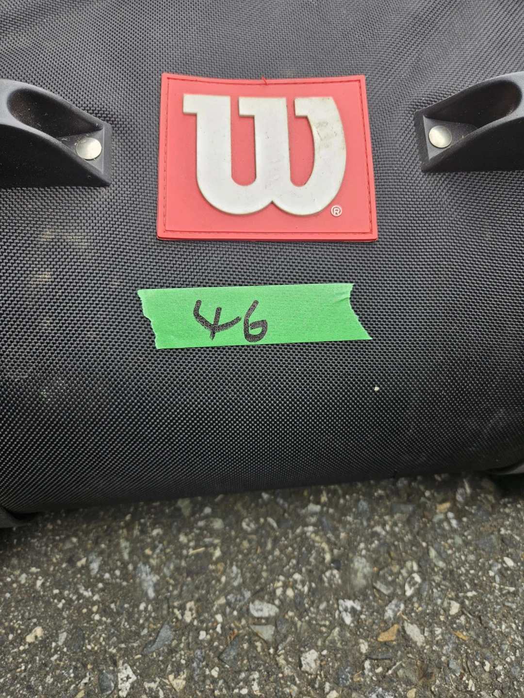 Wilson black rolling gear bag - photo 3