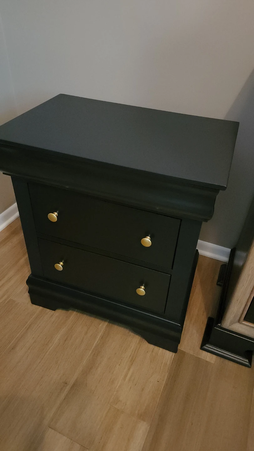 Dresser and Nightstand Set - photo 4