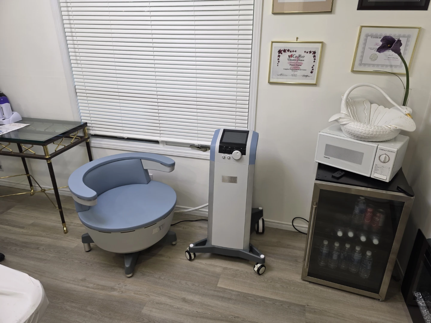 Incontinence chair sitting