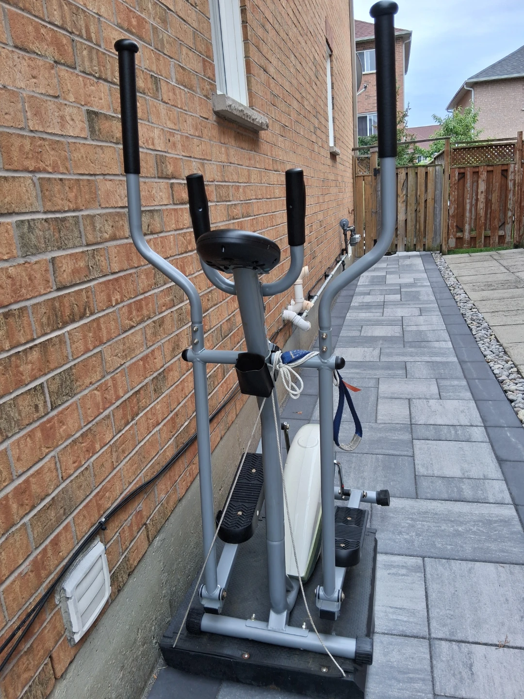 CardioStyle Elliptical Trainer - photo 4