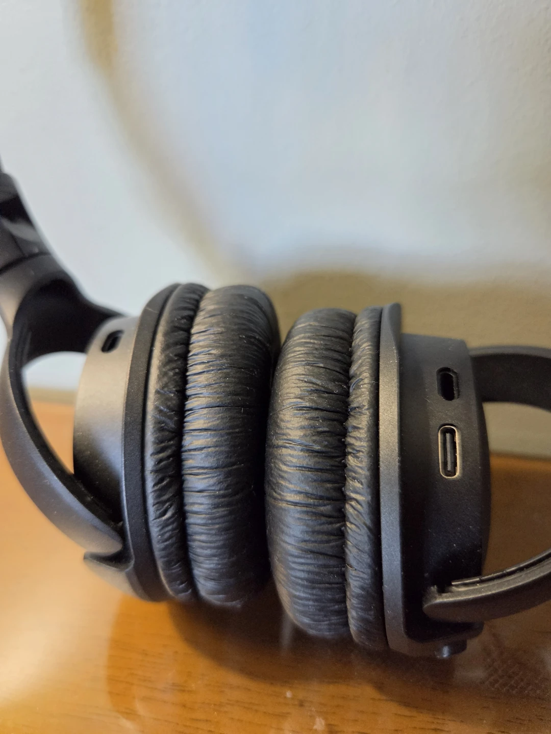 JBL Tune Bluetooth Headphones with Accessories - photo 5