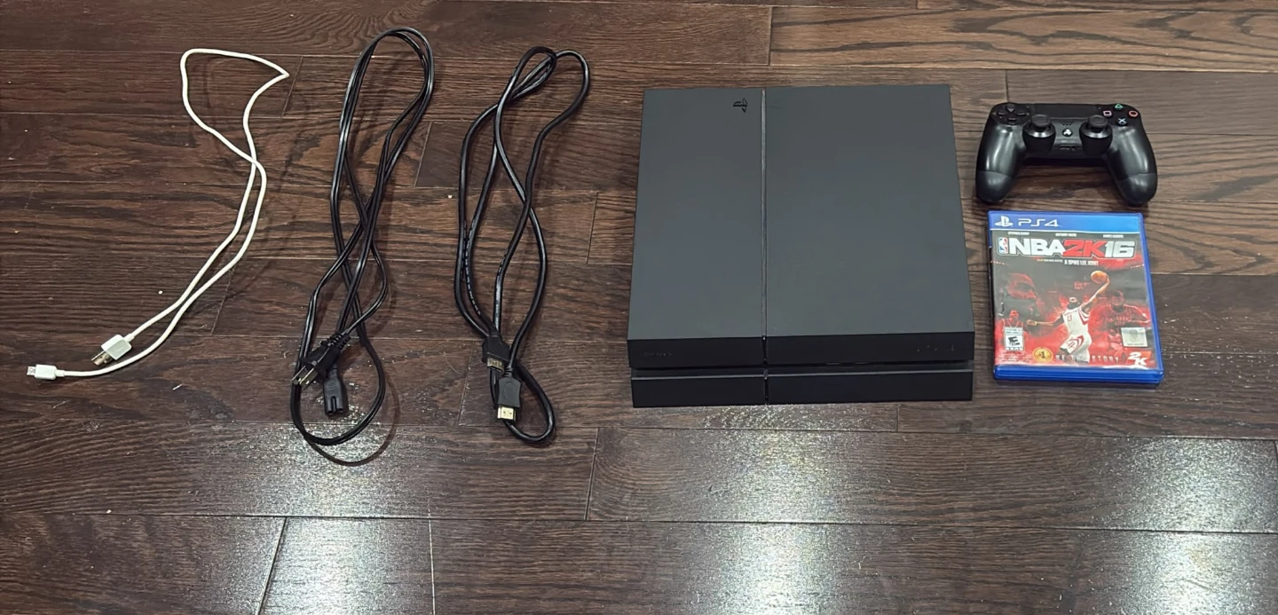 Sony PlayStation 4 Console Bundle