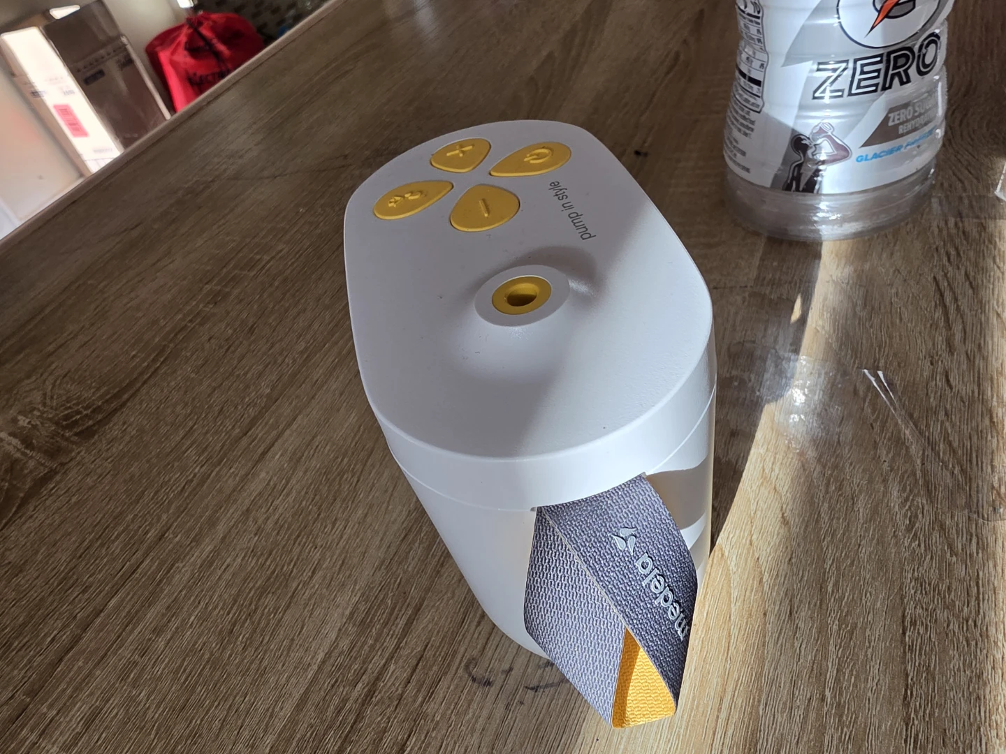 Medela Pump in Style Advanced Breast Pump - photo 2