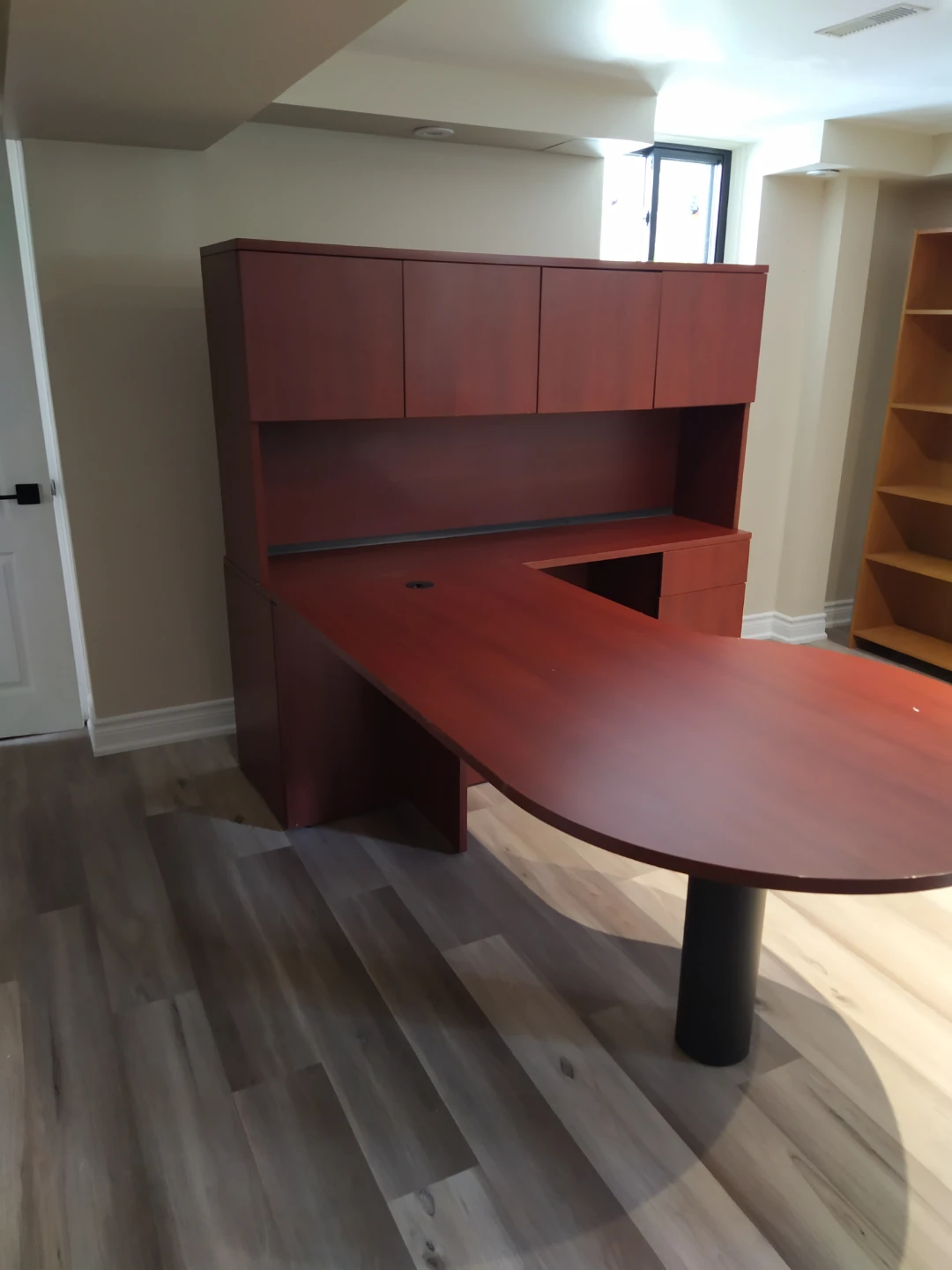 L-Shaped Executive Desk with Hutch - photo 2