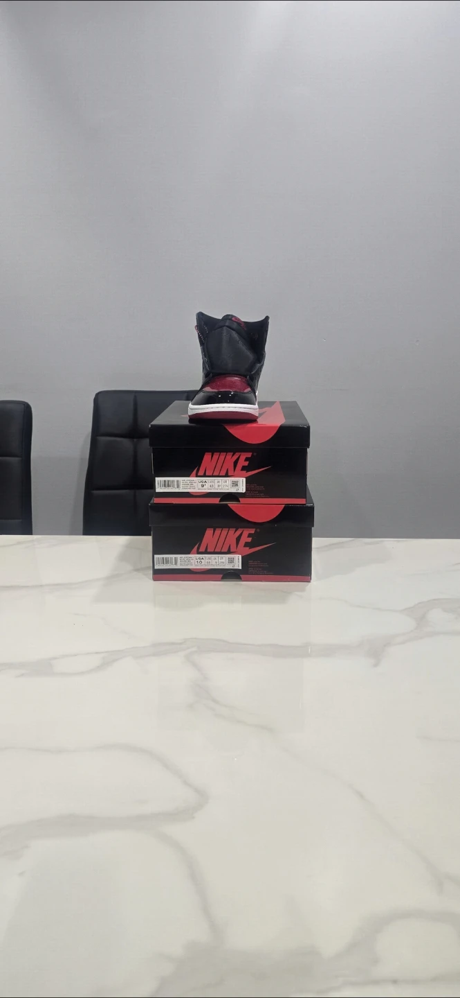Air Jordan 1 Patent Bred size 9.5 - photo 4