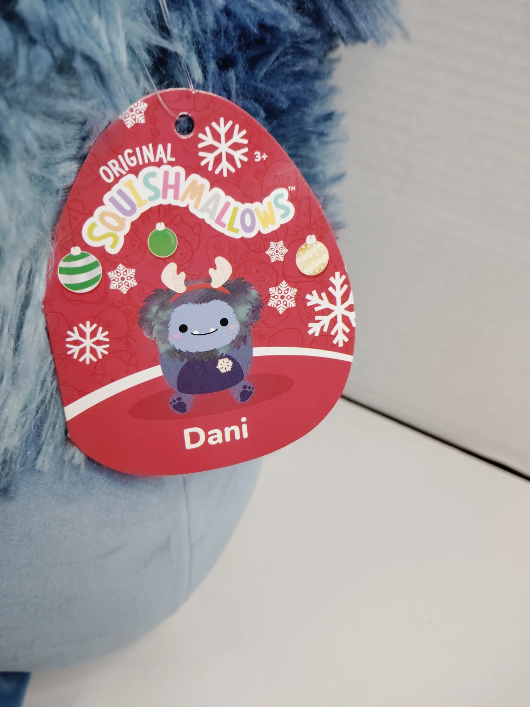 Squishmallows Dani Yeti Plush - photo 5