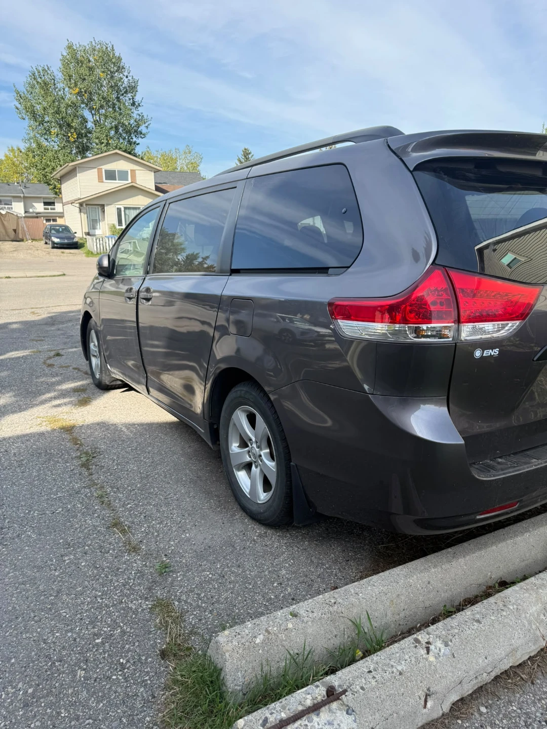 Toyota Sienna Minivan - photo 3