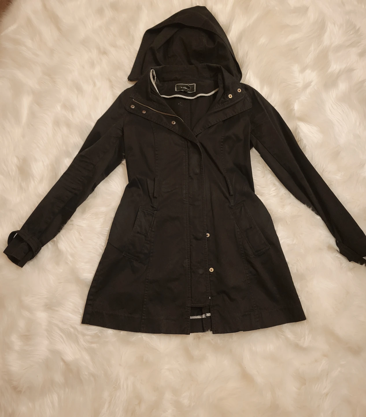 XS Le Château Black Hooded mini trench coat - photo 2