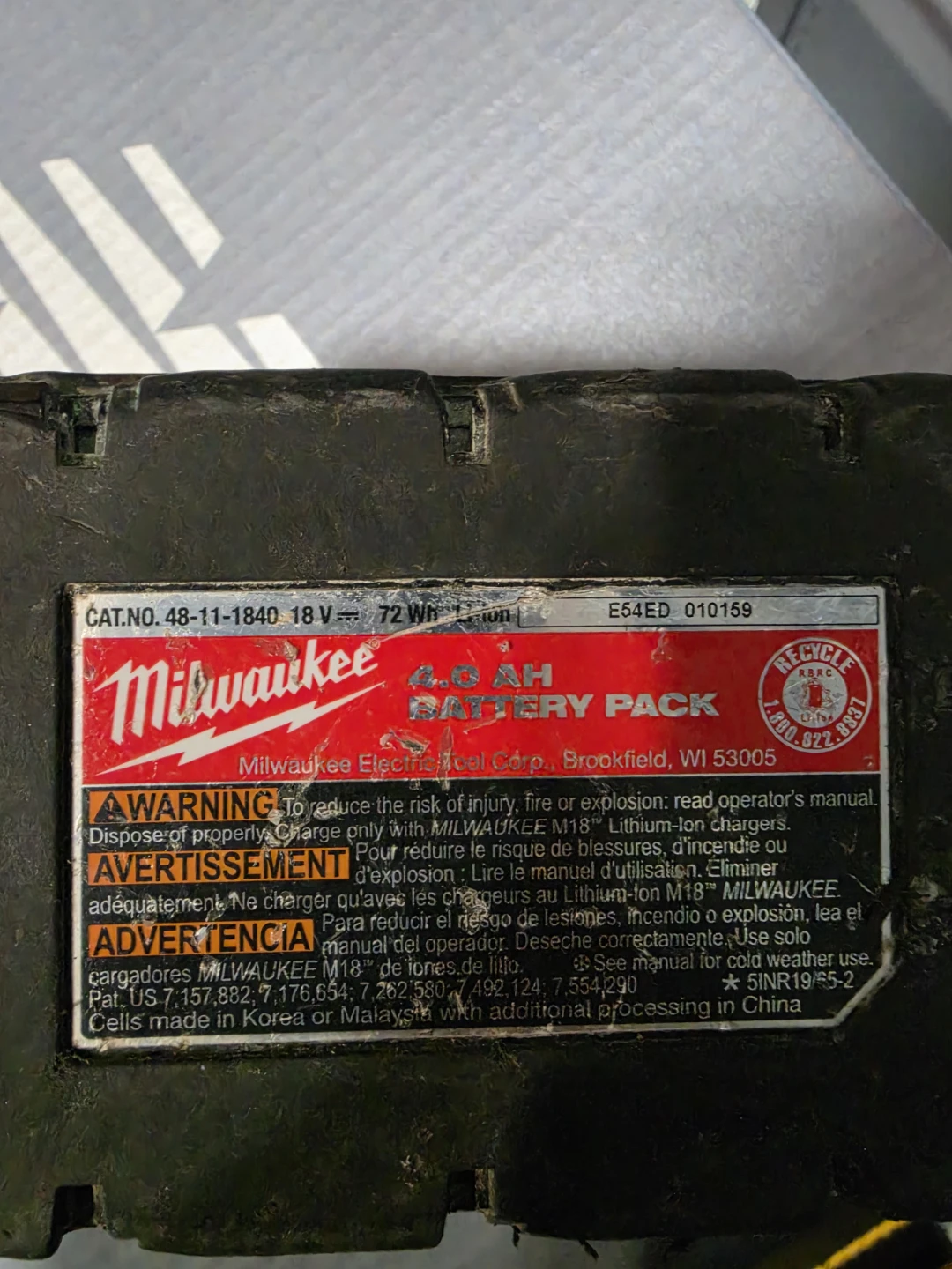 Milwaukee M18 REDLITHIUM XC 4.0 Battery Pack - photo 3