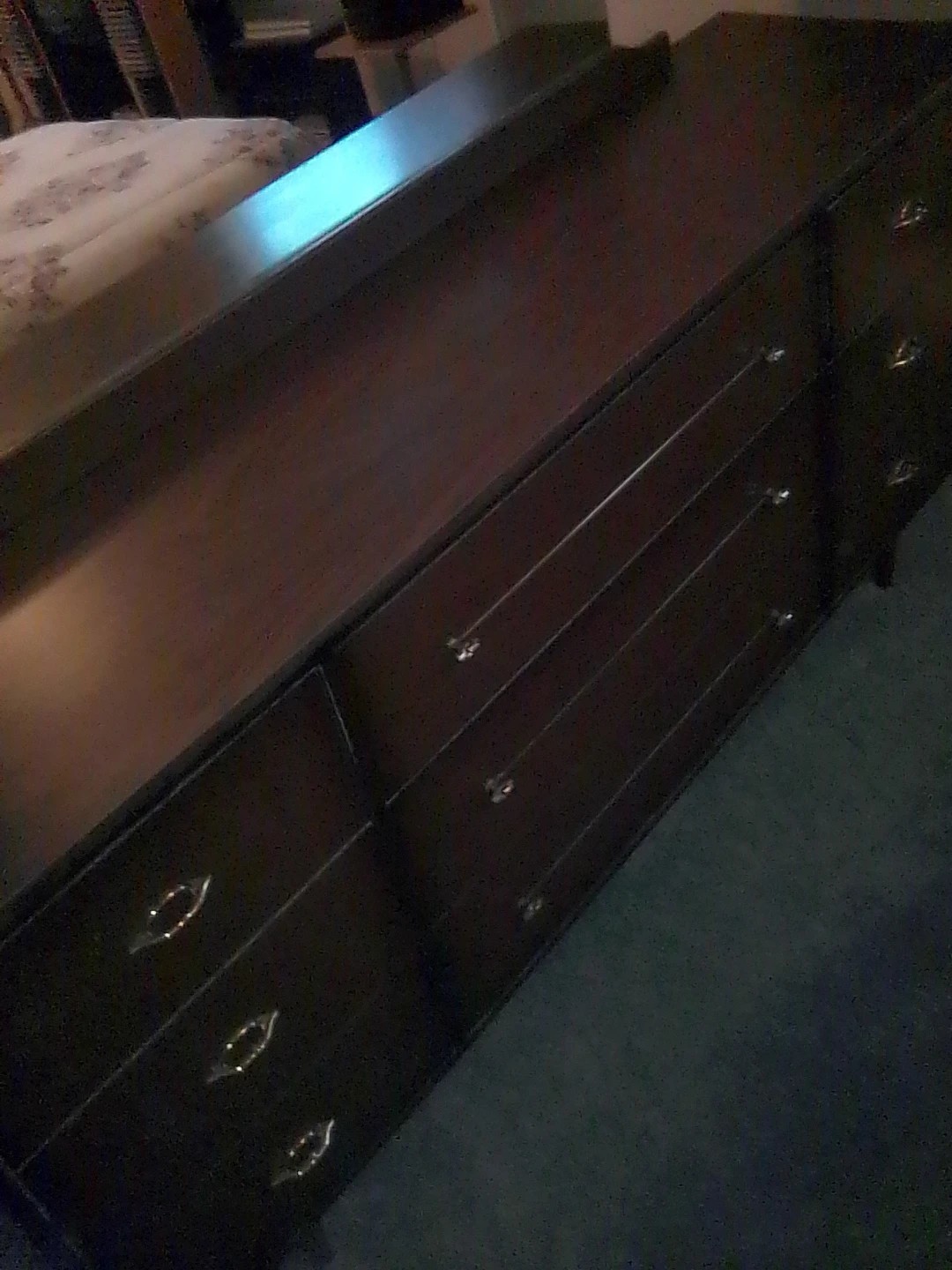 Dark wood bedroom dresser with mirror - photo 2