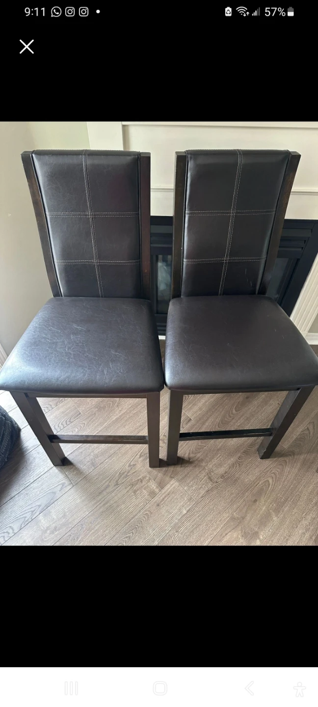 2 chairs leather
