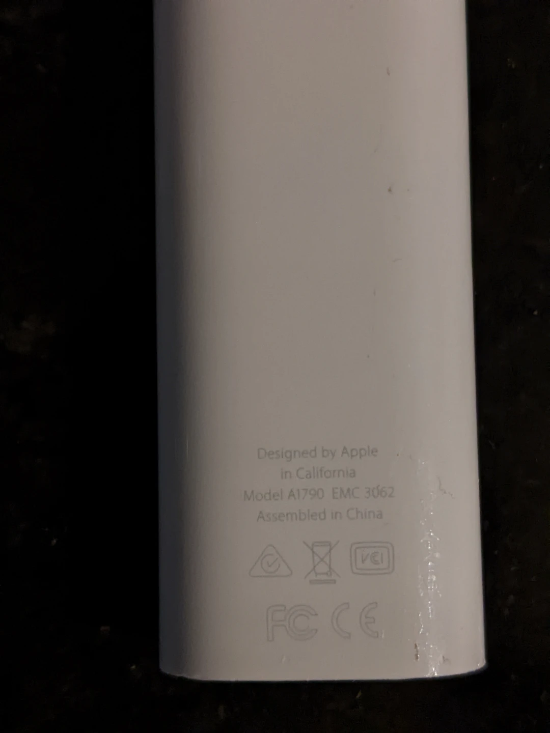 Genuine Apple Thunderbolt 3 (USB-C) to Thunderbolt 2 Adapter - photo 2