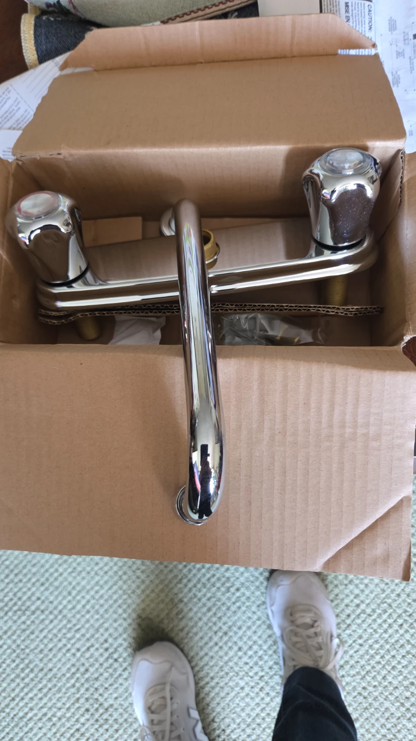 Moen 2-Handle Kitchen Faucet 77925
