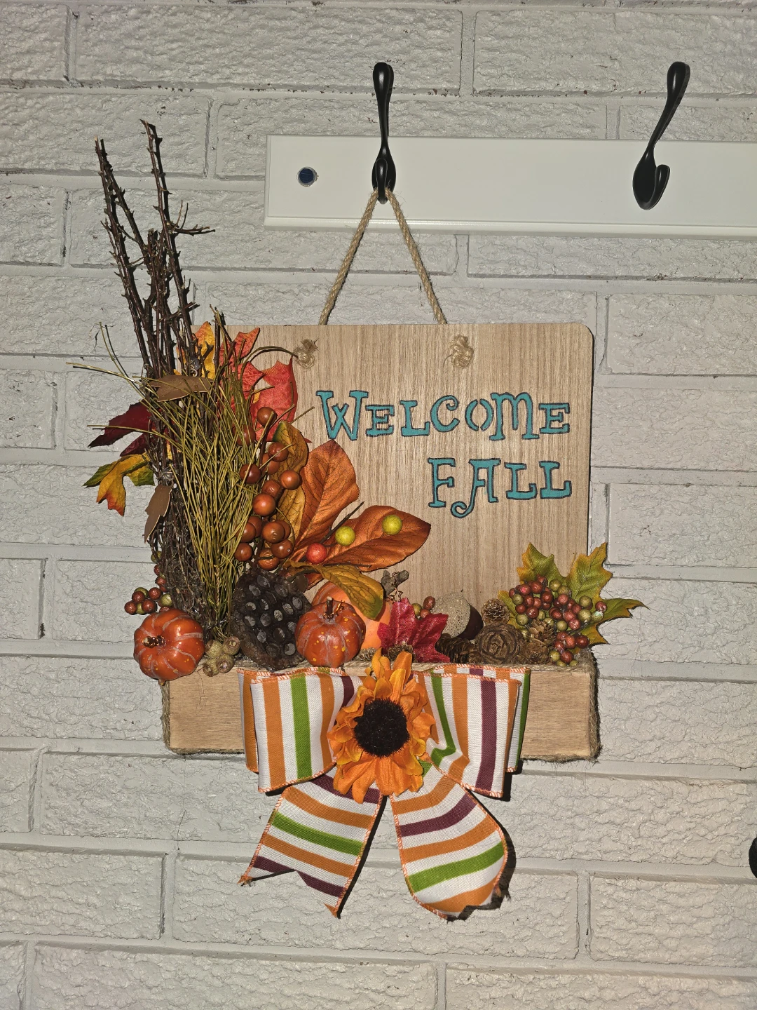 Welcome Fall Decorative Wall Sign