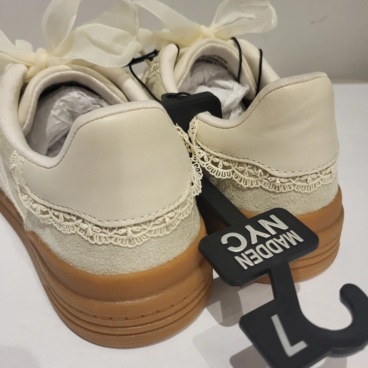 Madden NYC Lace Sneakers - photo 4