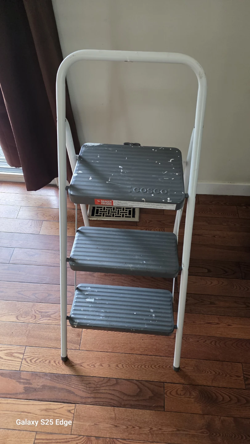 Cosco 3-Step Folding Stepladder