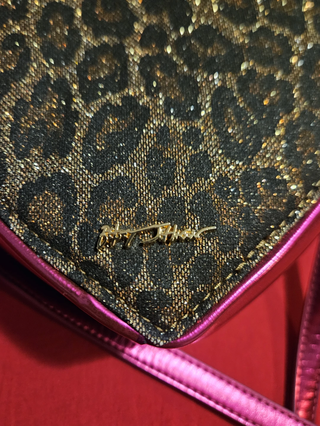 Betsey Johnson Heart Shaped Crossbody Bag - photo 5