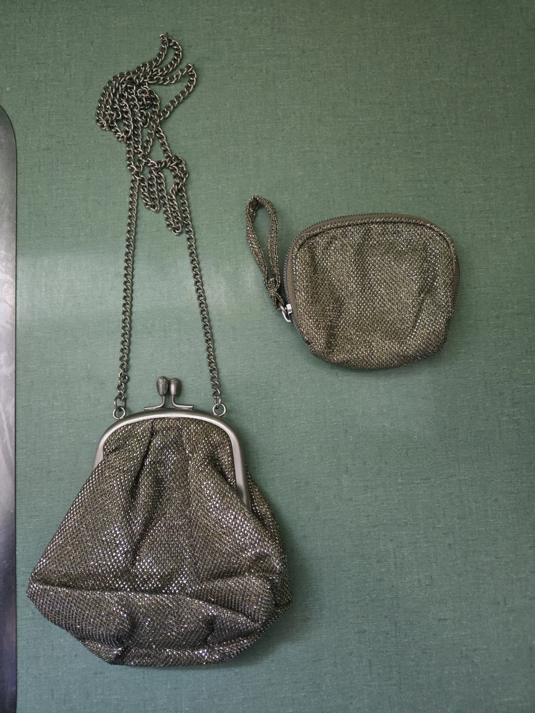 Three (3) Piece Sparkly Gold Dressy Purses - photo 3