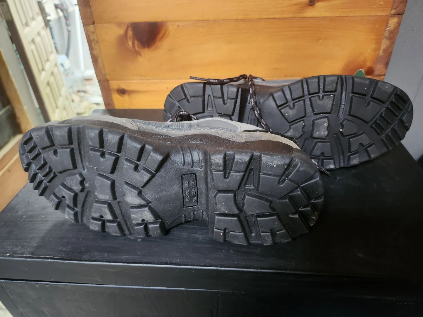 Workload Safety Shoes  women's size 8 never worn - photo 5