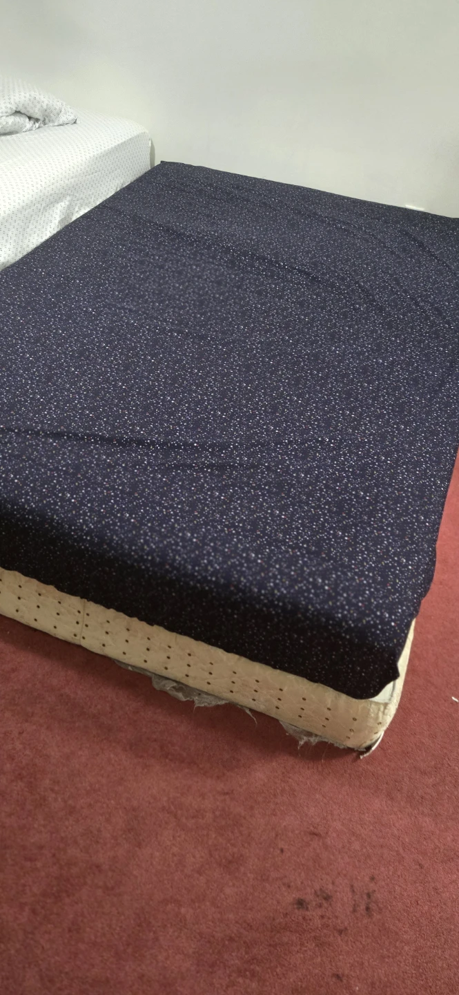 Queen Mattress with box - photo 2