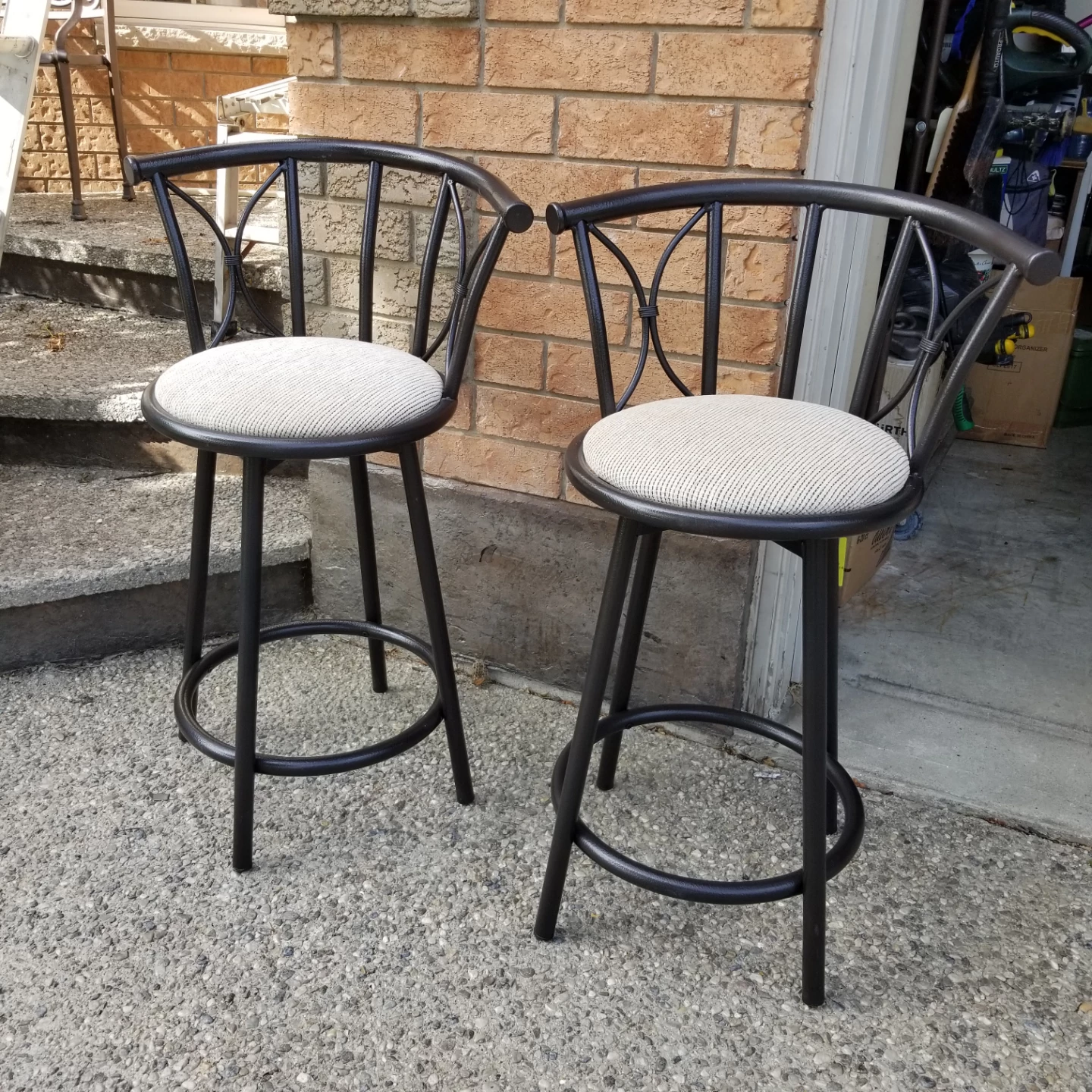 2/$70  BAR STOOLS - photo 4