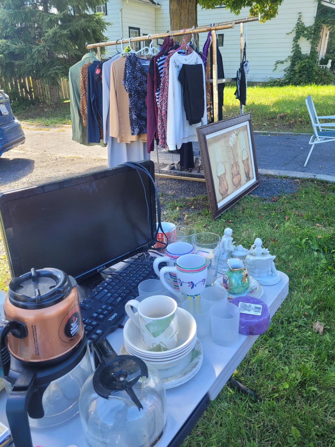 Yard sale - photo 3