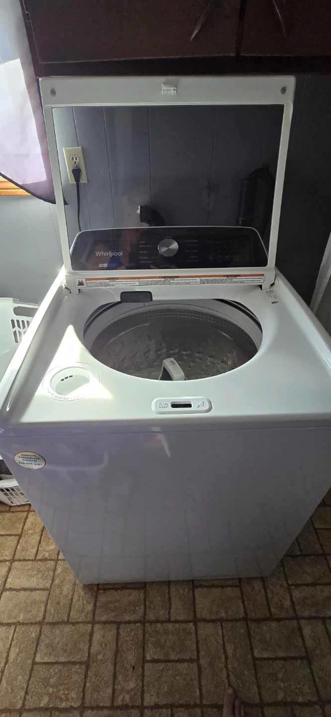 Whirlpool 2-in-1 Washer & matching dryer