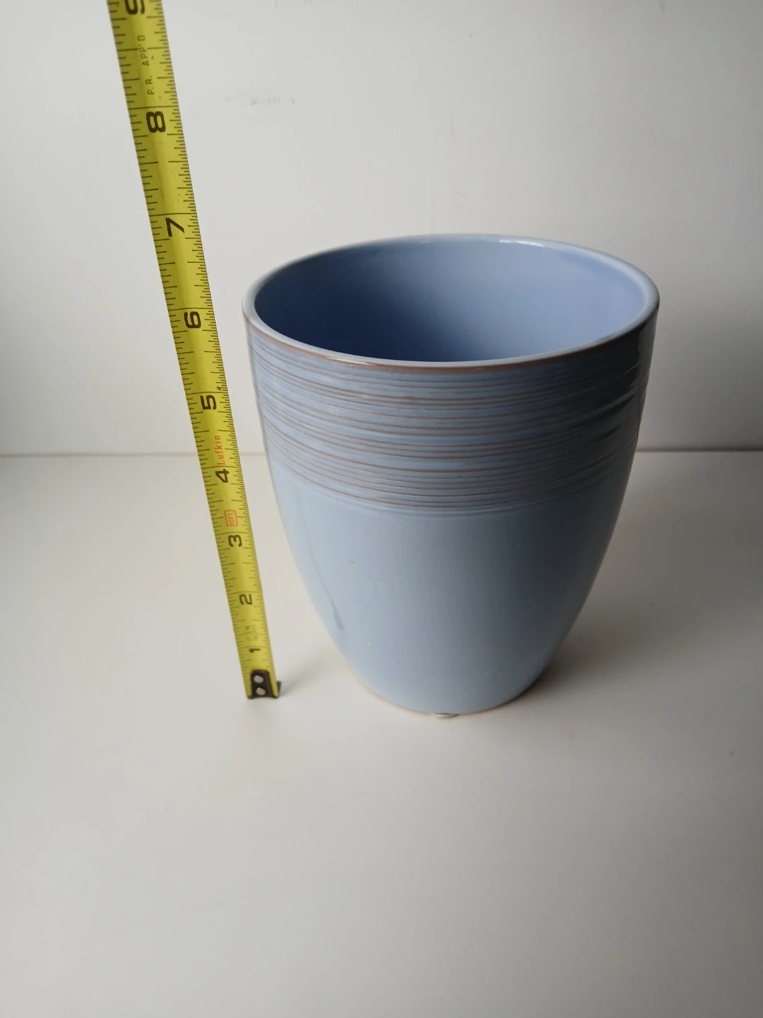 Set of Two Ceramic Decor Planters. No drainage. $8 EACH. - photo 4