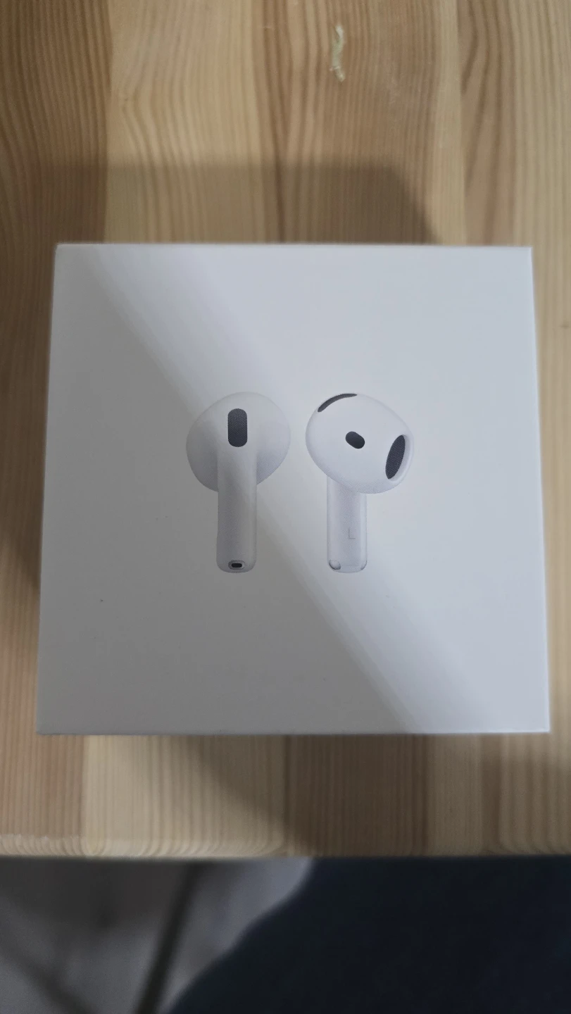 Apple AirPods 5 Wireless Headphones