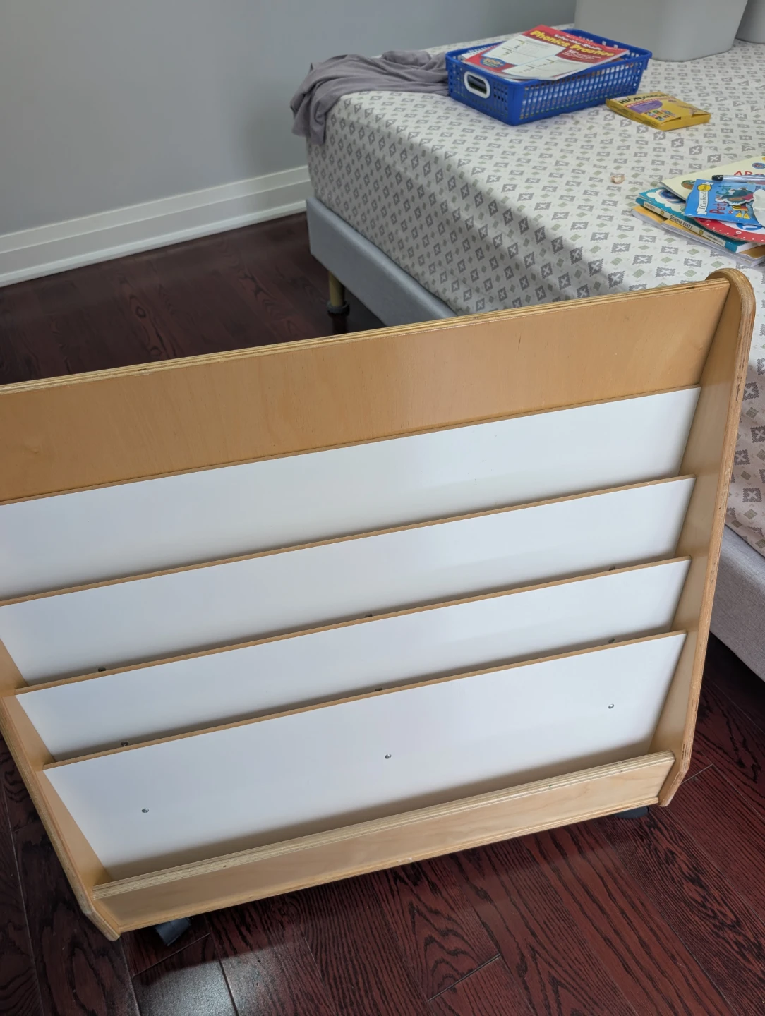 Kids Wooden Rolling Bookshelf