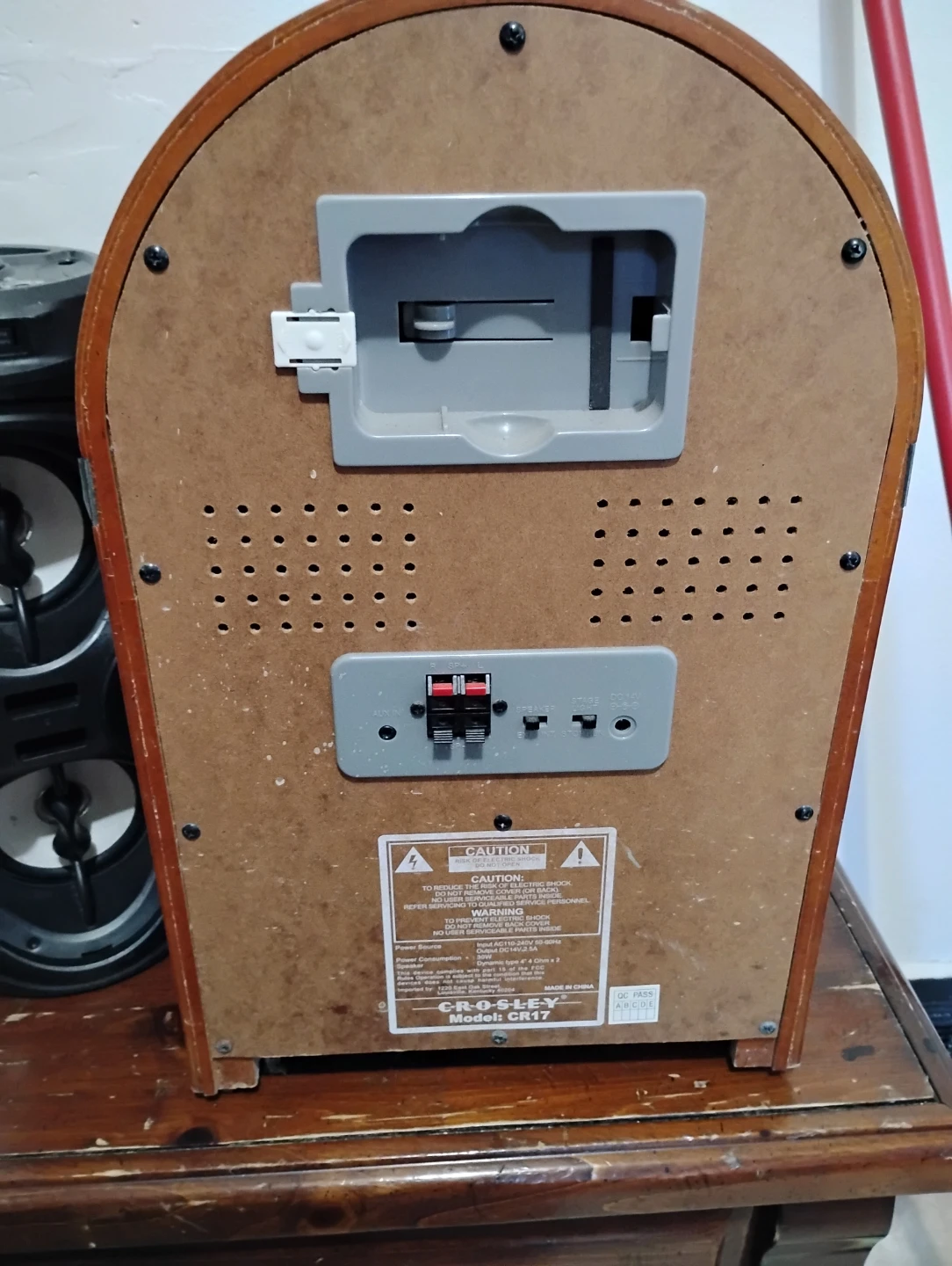 Crosley iJuke Model CR17 Jukebox - photo 2