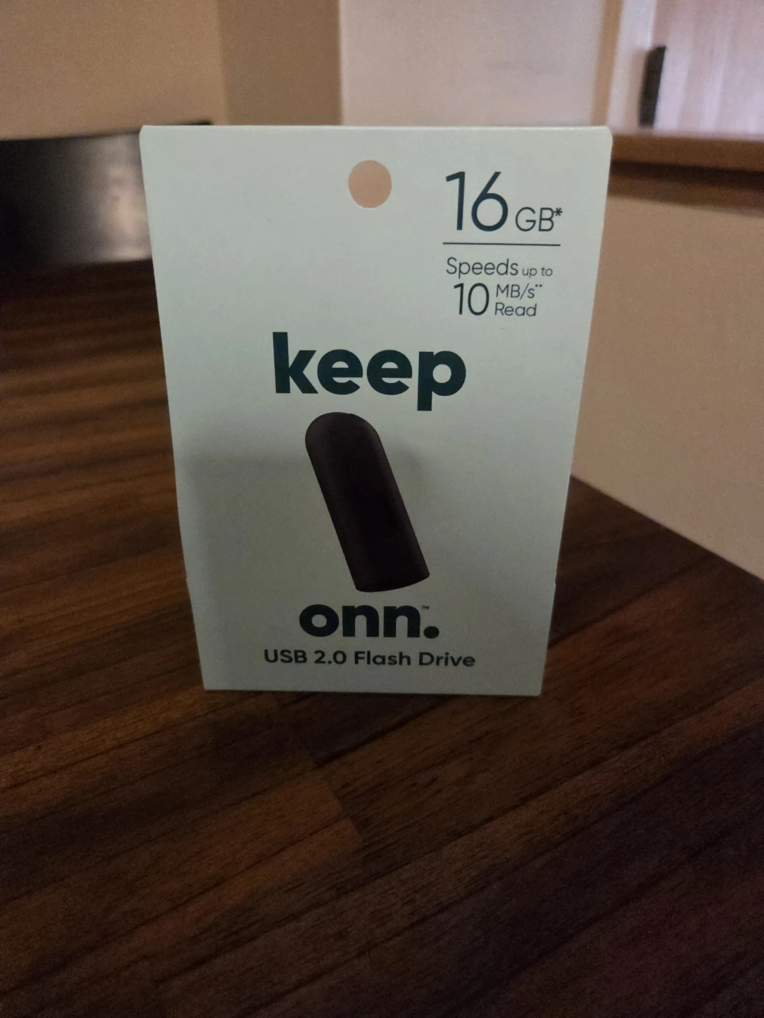 onn. 16GB USB 2.0 Flash Drive